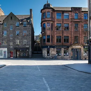 Castle Vista, Grassmarket Edinburgh